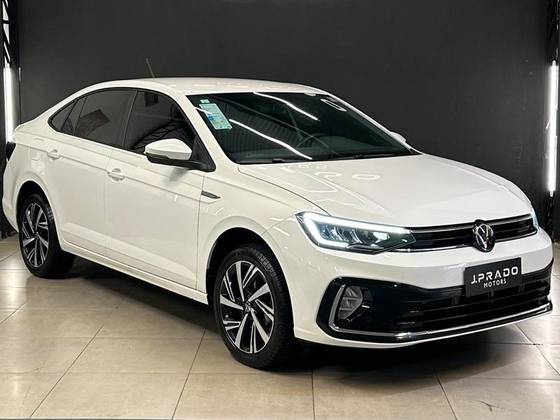 VOLKSWAGEN VIRTUS 1.0 200 TSI HIGHLINE AUTOMÁTICO